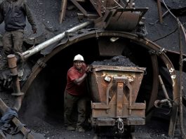 MinEnergía pretende desarrollar programas de formación en educación financiera para mineros
