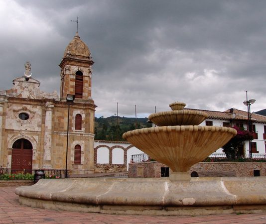 Tibasosa ya vive sus ferias y fiestas