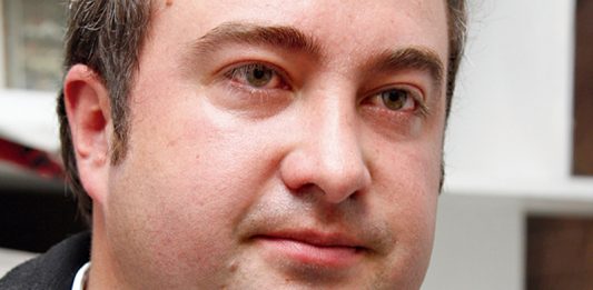 Ciro Ramírez se cierra al diálogo y al debate, y bloquea a Pachón en Twitter