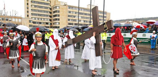 Viacrucis en Tunja, multitudinaria participación