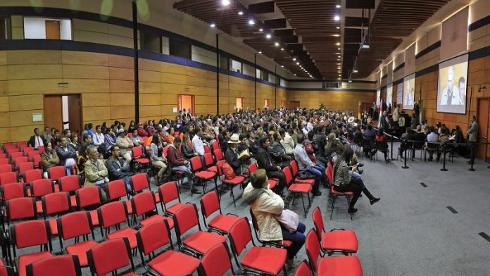 Uribe CD_0381a