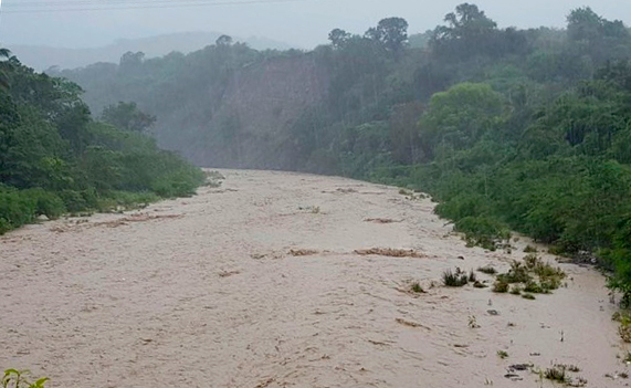 rio-crecido