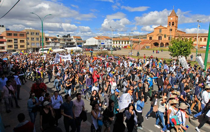 Uptc-marcha-matriculas-09