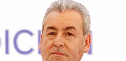 Jorge Londoño inscribe su candidatura al Senado este lunes 11 de diciembre