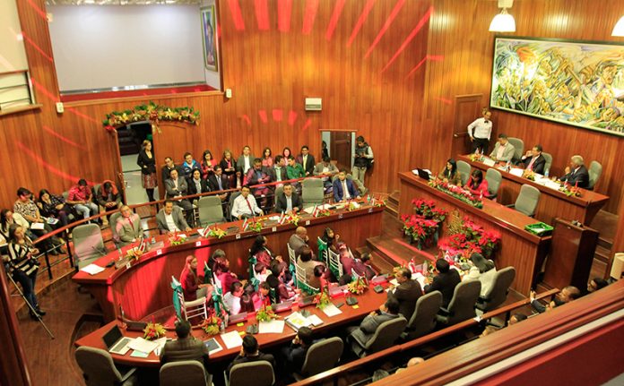 Asamblea-mesa-17-2-02