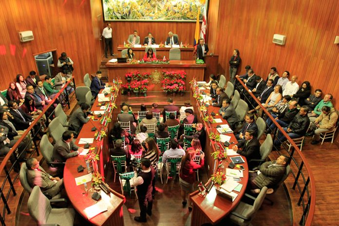 Asamblea-mesa-17-2-03