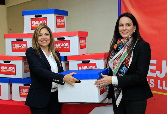 Vargas-Lleras-firmas-09