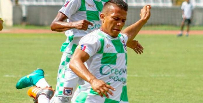 Macalister-Requena-chico
