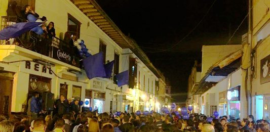 Puñalada trapera entre conservadores