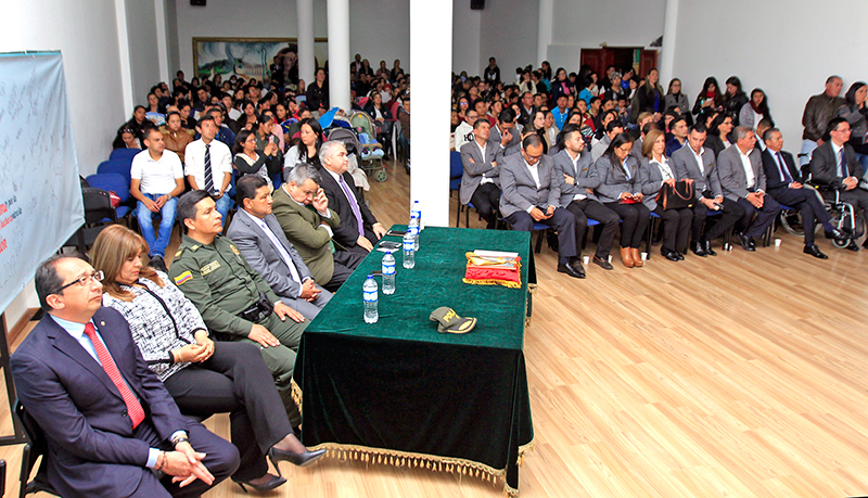 Alcalde-condecoracion_0028