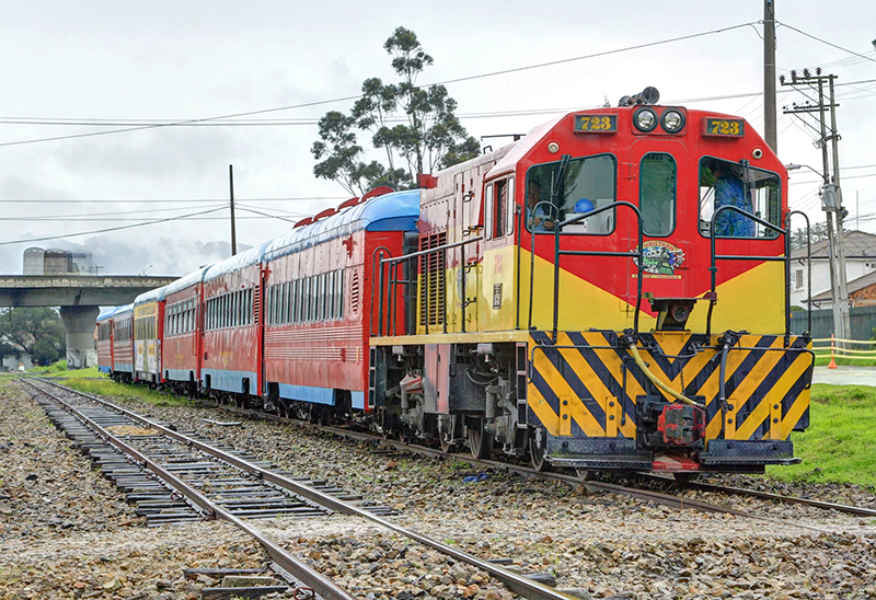 Tren-La-Caro-02