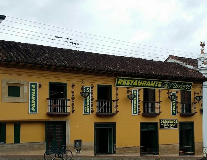 AD192B88-3D17-4E6D-9FDD-59F3C208734F