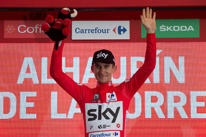 Michal Kwiatowski líder vuelta