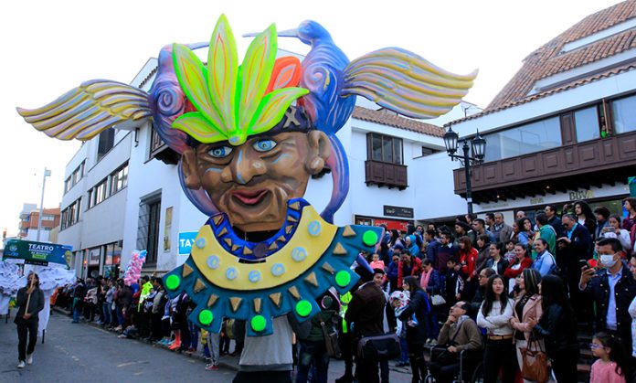 FIC-2018-Desfile-apertura-14