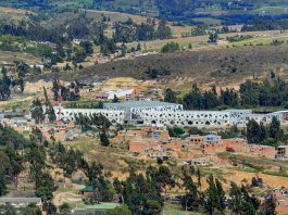 Cada vez se complica más la hazaña de terminar la nueva terminal este año