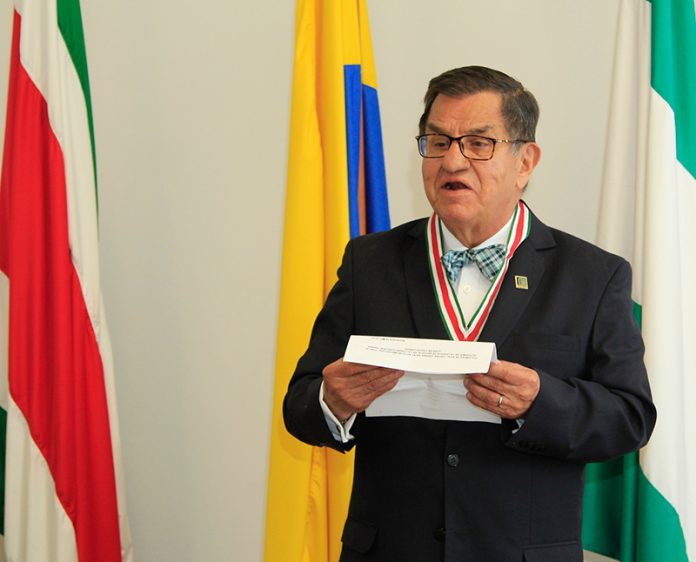 Academia-de-la-Lengua-24
