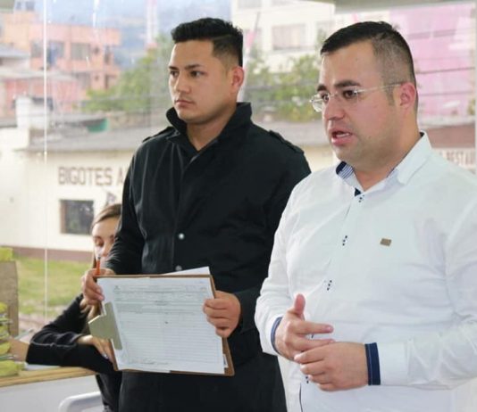 Jonatan Sánchez busca consulta interpartidista, entregará 100 mil firmas el 11 de marzo