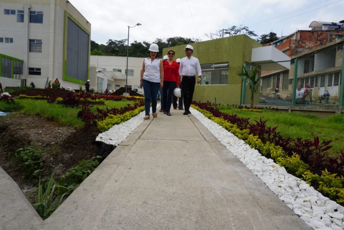 nzentregadehospitalmoniquira