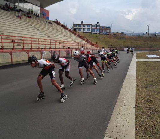 PAEN recupera el liderato del interclubes de patinaje