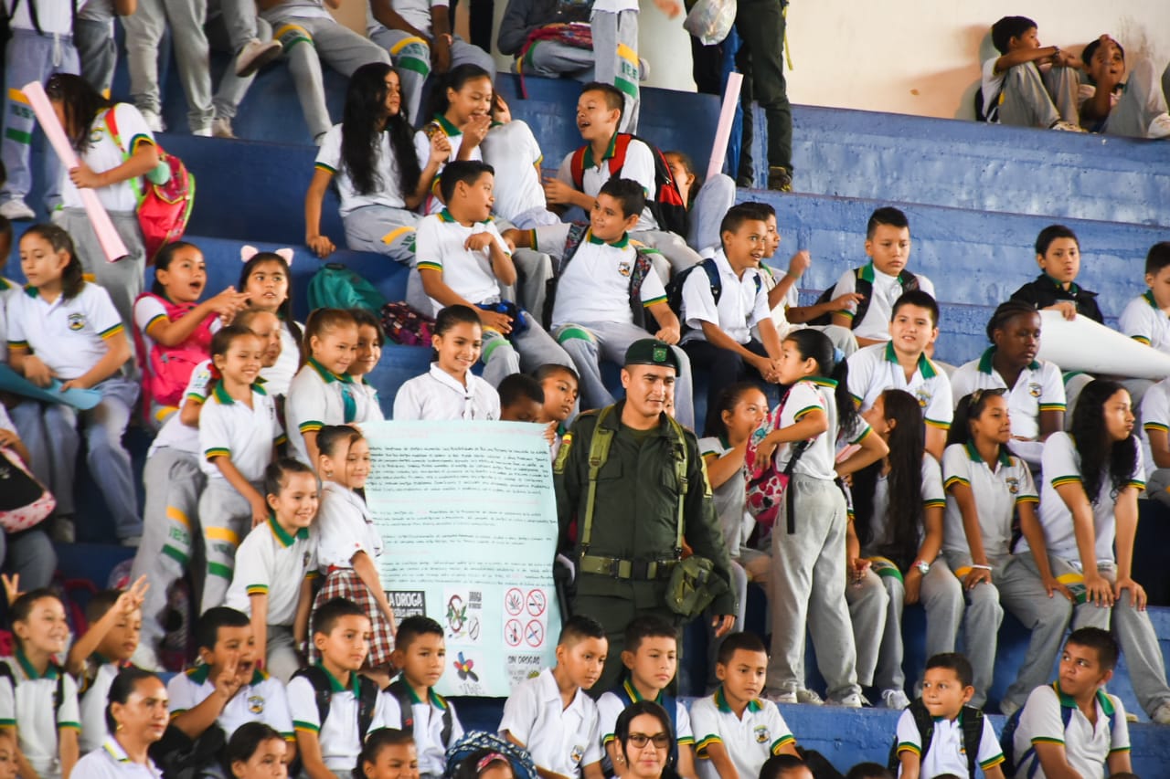 puerto boyaca - niños