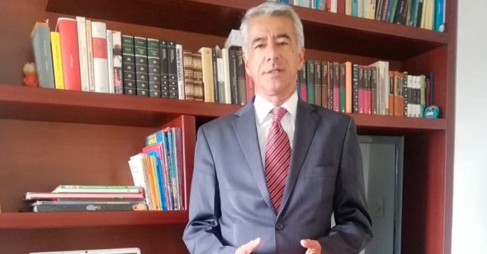 carlos-olano