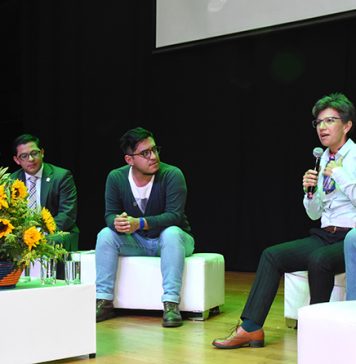 Claudia López oficializó su visión de Bogotá con la colonia boyacense
