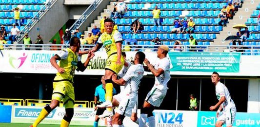 Patriotas sufrió una goleada a manos de Alianza Petrolera y se quedó sin cuadrangulares