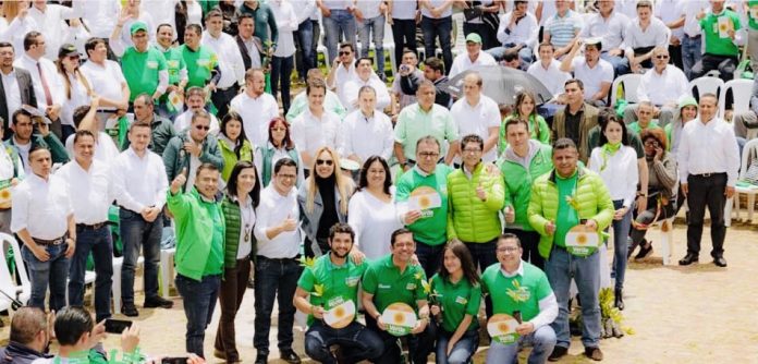 ADDDACA5-6EC2-4156-90CF-6786D0915167