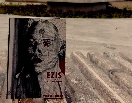 «EZIS» de Julio Medrano, emerge de la niebla