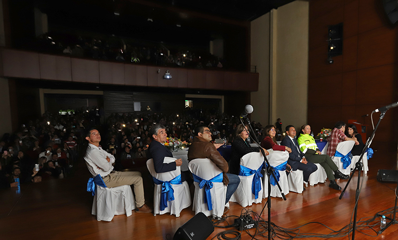 Lanzamiento-Aguinaldo-19-04