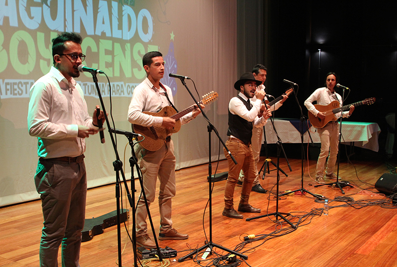 Lanzamiento-Aguinaldo-19-11