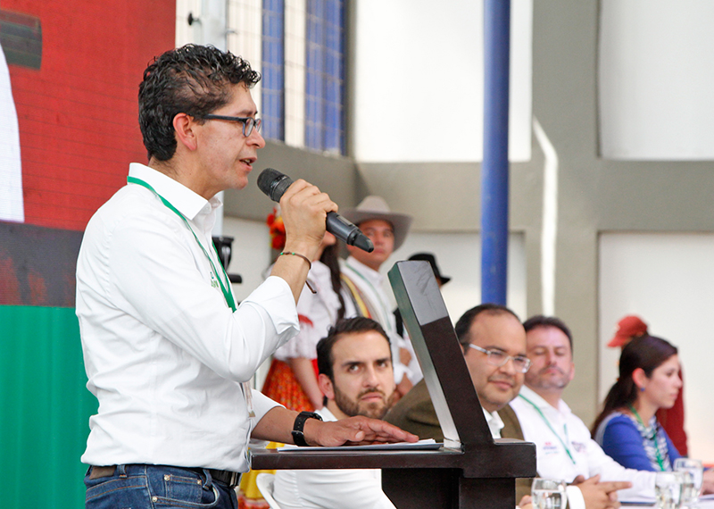 Cumbre-Alcaldes-Zetaquira-07