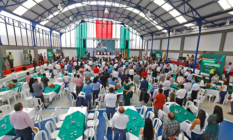 Cumbre-Alcaldes-Zetaquira-10