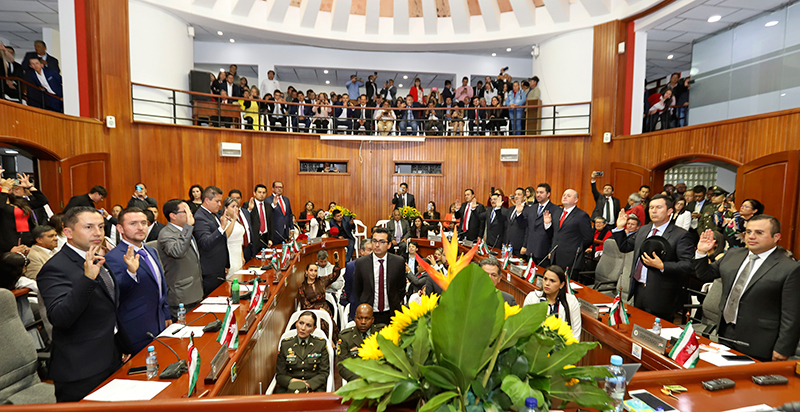 Toma-de-Juramento-01