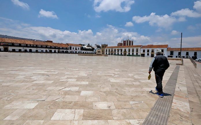 Pandemia-Tunja-06-plaza