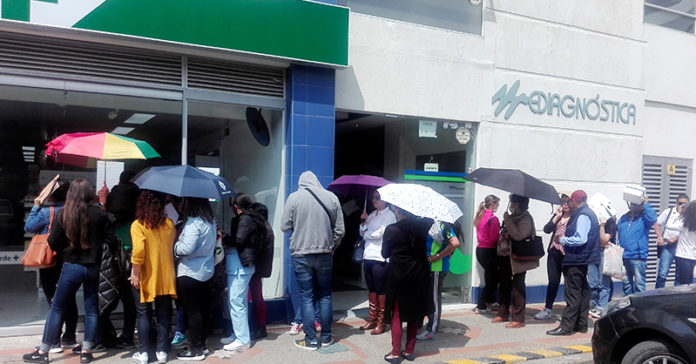 mediagnostica-salud-farmacia-fila-cruz-verde