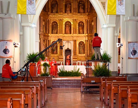 Prográmese para Semana Santa, desde casa