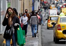 Mujeres y jóvenes en el centro del huracán llamado COVID-19
