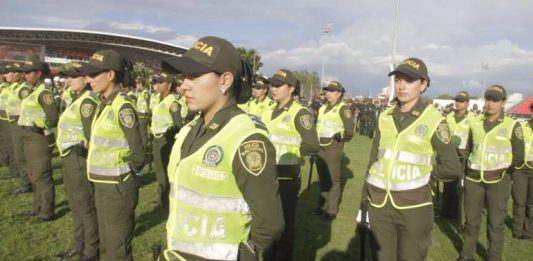 Primer grupo de auxiliares de policía femeninas en Boyacá