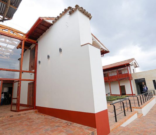 Entregan Casa Eduardo Santos a Gobernación de Boyacá
