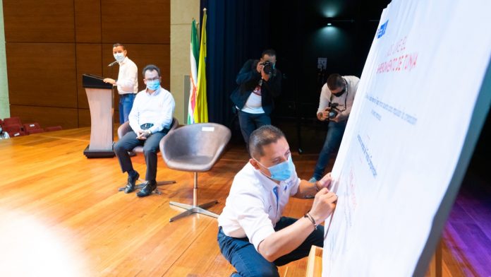 Lanzamiento Convocatorial Fondo Emprender para Tunja (4)