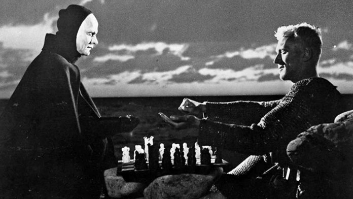 max-von-sydow-retando-a-la-muerte-en-la-cinta-el-septimo-sello-de-ingmar-bergman_2415299