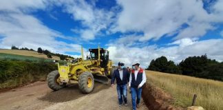 Gobierno departamental sigue contribuyendo al mejoramiento del corredor vial del Lago de Tota