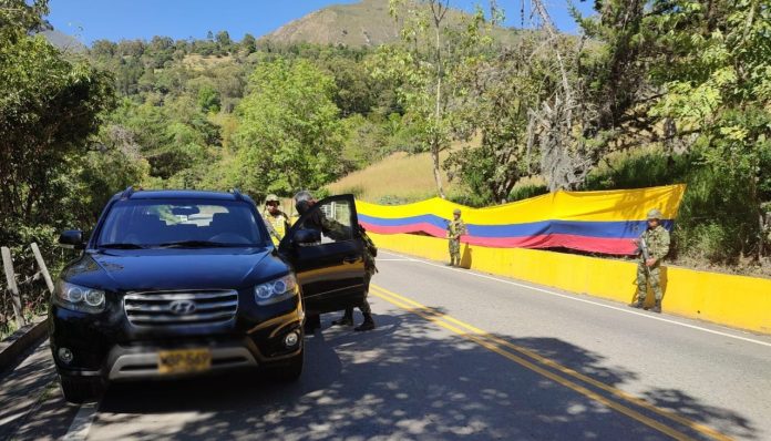ejercito carretera