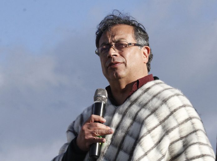 Petro-Tunja090