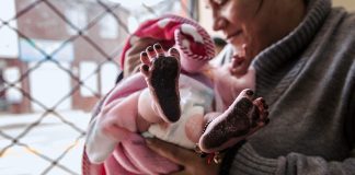 Tras Ley Aluna, 2.360 menores llevan como primer apellido el de su progenitora