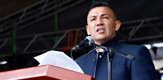 La política, la tentación del padre Víctor Leguízamo