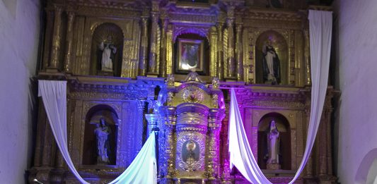 Altares de iglesias del centro de Tunja: adoración a Jesús Sacramentado