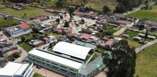 Gobernador continúa entregando obras a municipio de Busbanzá
