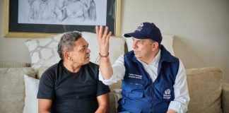 “Dejar de secuestrar y de reclutar menores de edad deben ser condiciones inamovibles para continuar los diálogos”